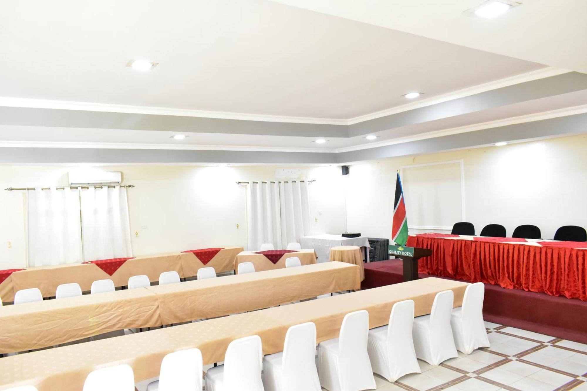 Quality Hotel Dżuba Zewnętrze zdjęcie