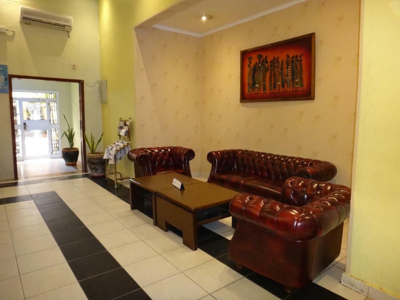 Quality Hotel Dżuba Zewnętrze zdjęcie