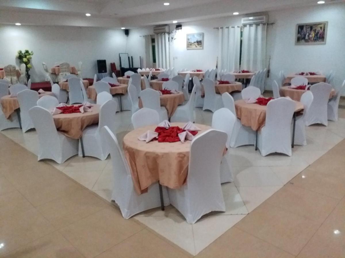 Quality Hotel Dżuba Zewnętrze zdjęcie